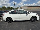 Used 2023 Toyota Corolla SE image 3