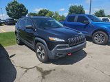 Used 2015 Jeep Cherokee Trailhawk image 3