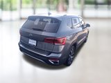 Used 2022 Volkswagen Taos SE image 2
