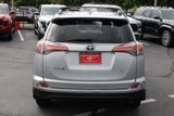 Used 2018 Toyota RAV4 LE image 4