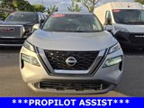 Used 2023 Nissan Rogue SV image 3