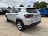 New 2024 Jeep Compass Sport image 4