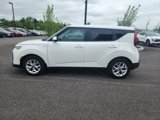 Used 2022 Kia Soul LX w/ Technology Package image 3