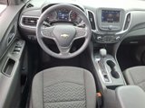 Used 2022 Chevrolet Equinox LT image 2