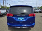 Used 2020 Chrysler Pacifica Limited image 4