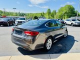 Used 2016 Chrysler 200 Limited w/ Convenience Group image 4