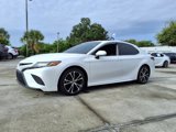 Used 2019 Toyota Camry SE image 3