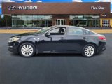 Used 2018 Kia Optima LX w/ 17" Alloy Wheels Package image 4