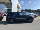 Used 2011 Jeep Grand Cherokee Limited image 3