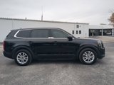 Used 2021 Kia Telluride LX image 3