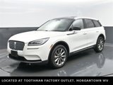 Used 2021 Lincoln Corsair AWD w/ Premium Package image 2