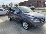 Used 2015 Volkswagen Tiguan SE image 2