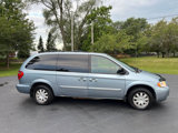 Used 2006 Chrysler Town & Country Touring image 4