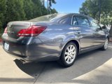 Used 2010 Toyota Avalon Limited image 4