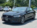 Certified 2022 Volvo S60 B5 Momentum w/ Premium Package image 3