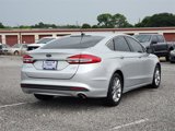 Used 2017 Ford Fusion SE w/ Fusion SE Technology Package image 5