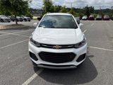 Used 2022 Chevrolet Trax LT w/ LT Convenience Package image 2