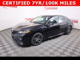 Used 2024 Toyota Camry SE image 3