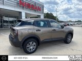 New 2025 Nissan Kicks S image 4