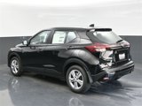 New 2025 Nissan Kicks Play S image 3