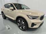New 2025 Volvo XC40 B5 Plus w/ Climate Package image 4
