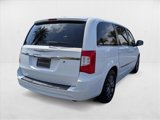 Used 2016 Chrysler Town & Country S image 5