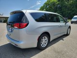 Used 2022 Chrysler Voyager LX image 4