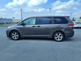Used 2011 Toyota Sienna image 4