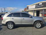 Used 2015 Kia Sorento LX image 4
