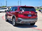 Used 2021 Nissan Rogue SV image 4