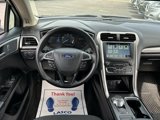 Certified 2018 Ford Fusion SE w/ Fusion SE Technology Package image 4
