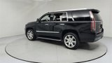 Used 2018 Cadillac Escalade Luxury image 3