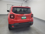 Used 2015 Jeep Renegade Latitude image 6