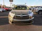Used 2016 Toyota Highlander XLE image 2