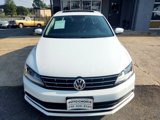 Used 2018 Volkswagen Jetta SE image 3