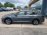 Certified 2024 Volkswagen Jetta SE image 5