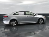 Used 2022 Toyota Corolla LE image 4