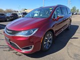 Used 2017 Chrysler Pacifica Limited image 3