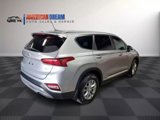 Used 2020 Hyundai Santa Fe SE image 6