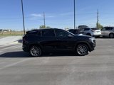 Used 2023 GMC Terrain SLT image 2
