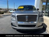 Used 2022 Lincoln Navigator Reserve image 3