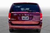Used 2017 Dodge Grand Caravan SE image 5