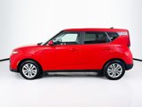 Used 2021 Kia Soul LX image 4