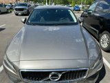 Used 2019 Volvo S60 T6 Momentum w/ Premium Package image 3