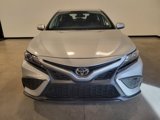 Used 2021 Toyota Camry SE image 2