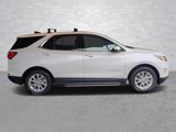 Used 2018 Chevrolet Equinox LT image 2