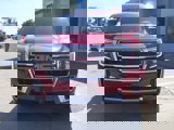 Used 2022 GMC Yukon SLT w/ SLT Premium Package image 2
