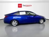 Used 2023 Hyundai Elantra SE image 2