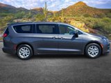 Used 2022 Chrysler Voyager LX image 3