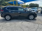Used 2019 Nissan Rogue SV image 4